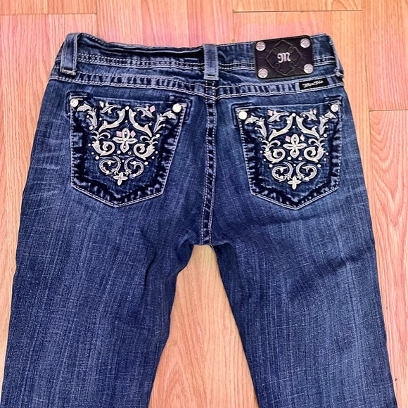 Boot cut Miss Me jeans size 30 - Picture 2 of 3